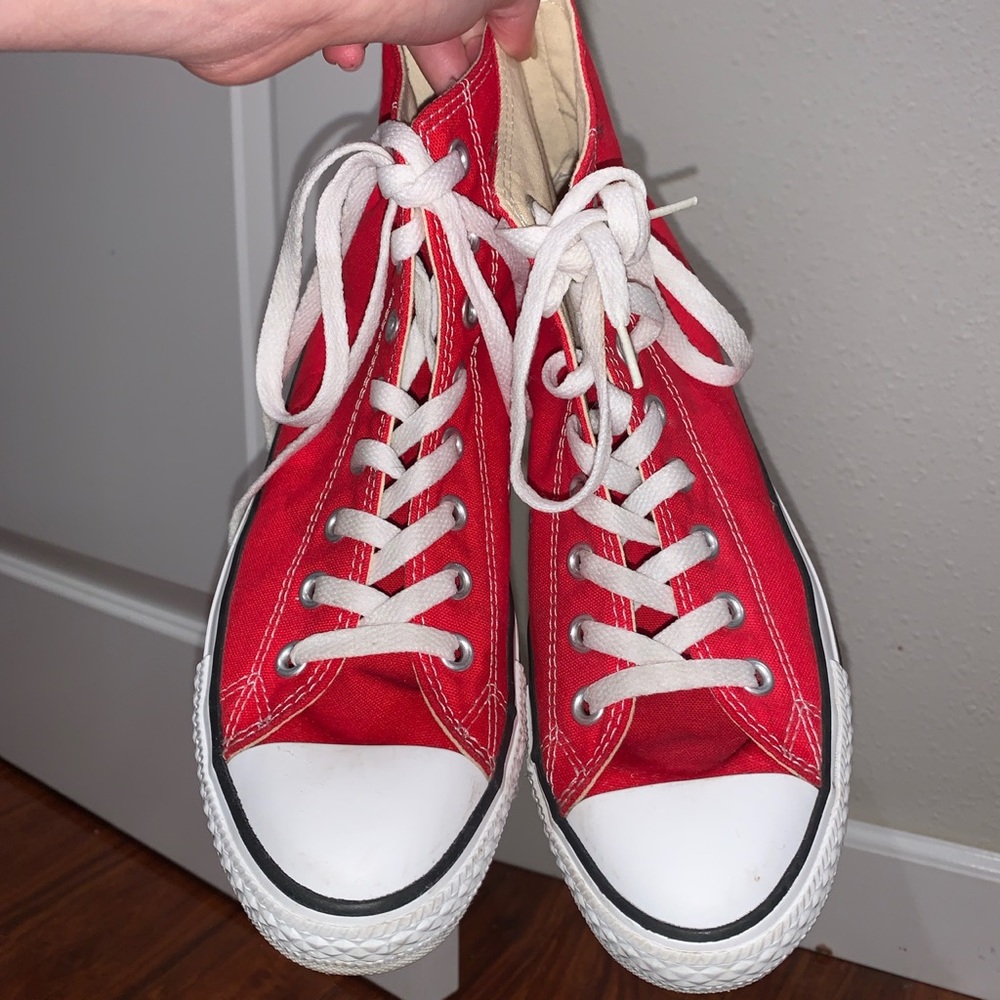 Red High Top Converse 🍒